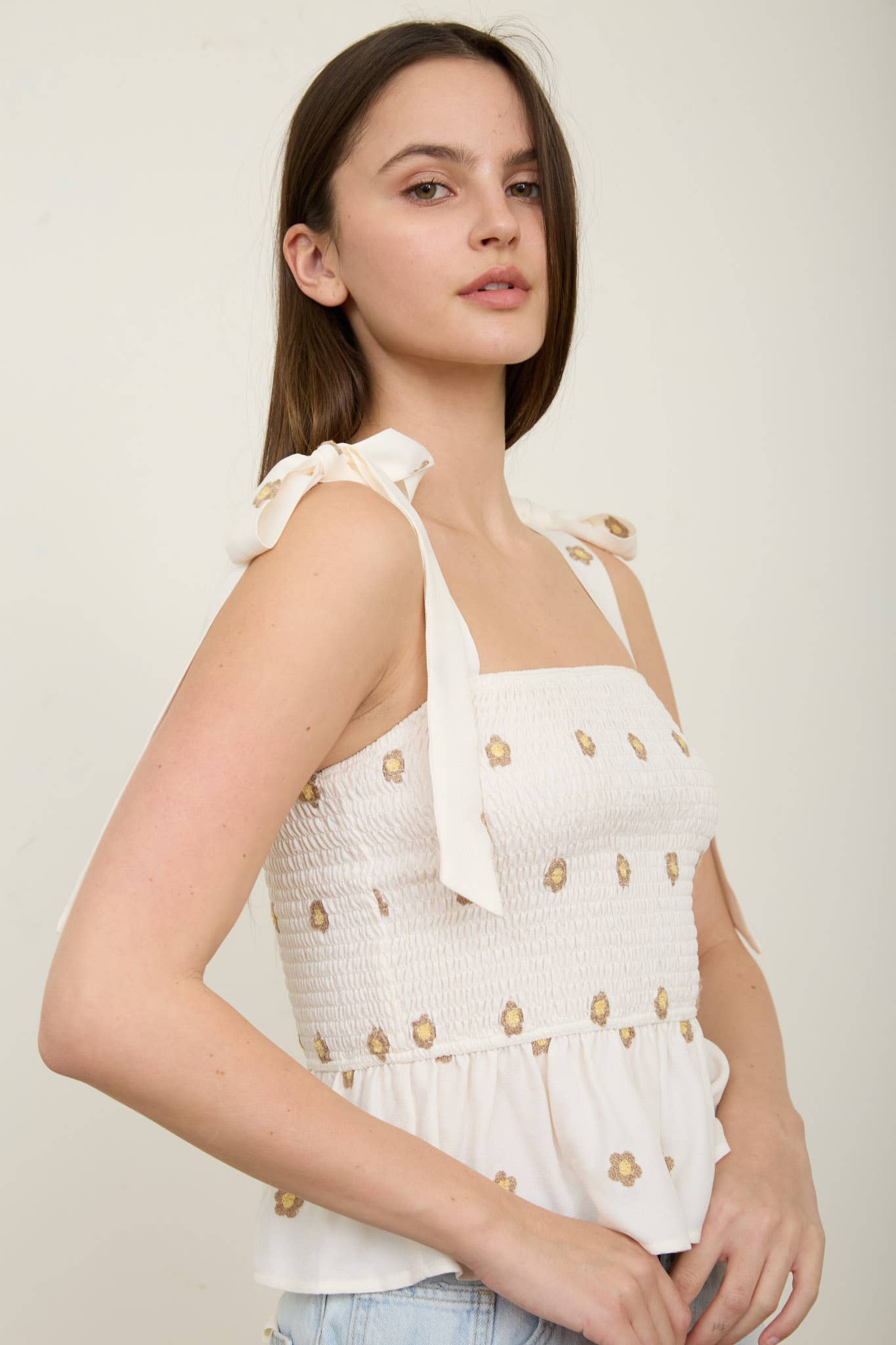 DAISY SMOCKED TIE STRAP TOP